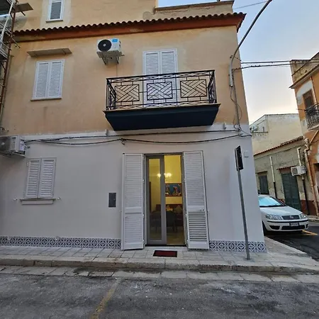 Holiday home Lu Mari Vacanze